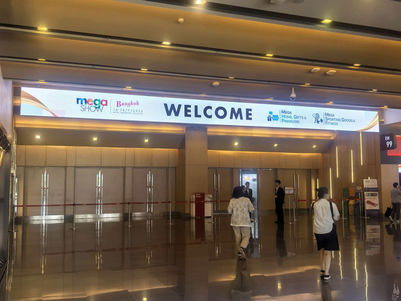 QINGDAO RGS brilha no Mega Show 2025 da Tailândia com sacolas e produtos de embalagem Brightness